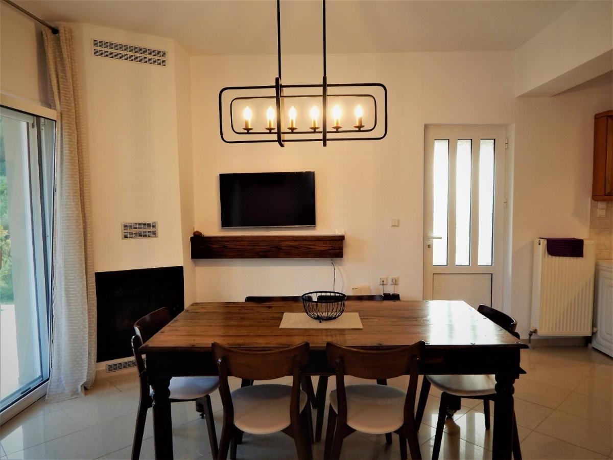 Evridiki Villa *